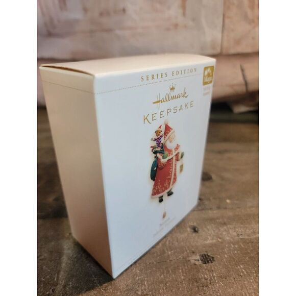Hallmark Santa 2006 Yuletide series ornament Xmas decor - Picture 2 of 3